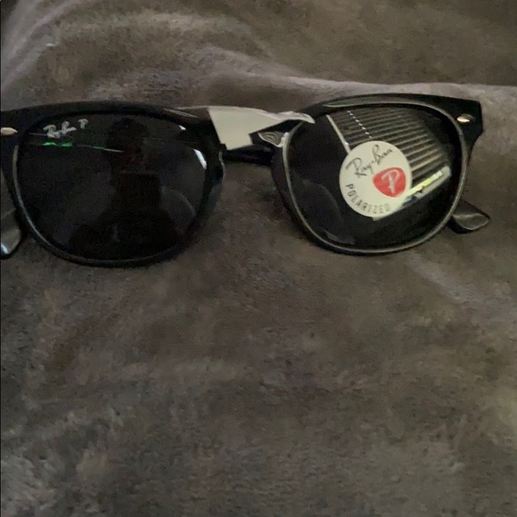 Ray-Ban Other - Ray ban sunglasses